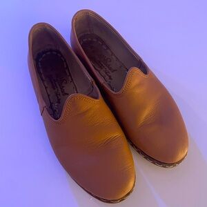 Sabah Cairo camel women’s 41 shoe